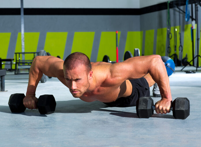 Trainer Says The Best Abdominal Workout For Men You Can Do In 15 Minutes - Eat This Isn't

