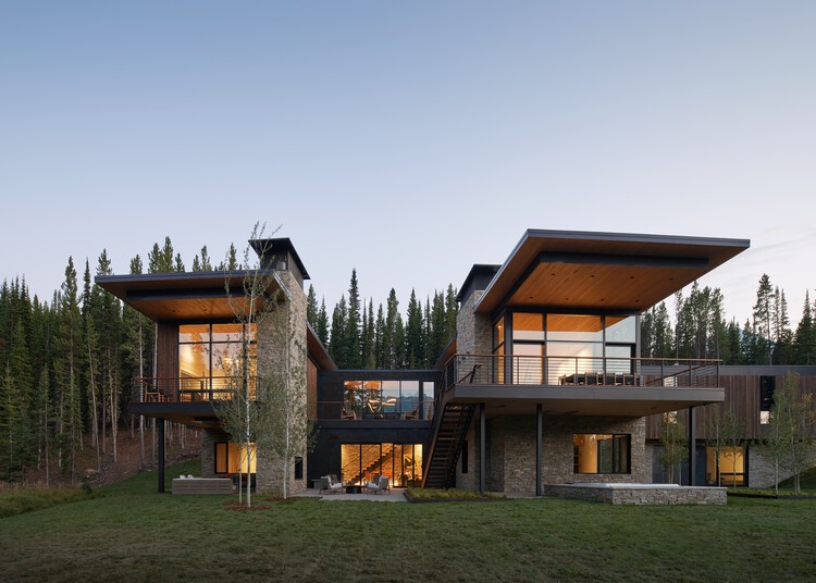 Basecamp Residence / CLB Architects - More photos