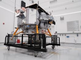 Astrobotic's Peregrine lander arrives in Florida ahead of launch to the moon on Christmas Eve - Spaceflight Now

