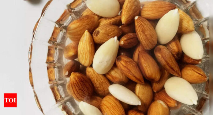  Soaked Almonds vs. Unsoaked Almonds: Benefits Revealed |  - Times of India

