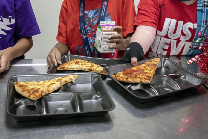 Montgomery Co. Schools 'excited' by new USDA dietary guidelines, but says more federal funding is needed to implement changes - WTOP News

